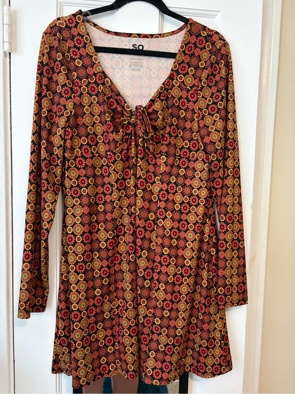 SO Women's Red Floral 70s inspired Tie-Neck Dress